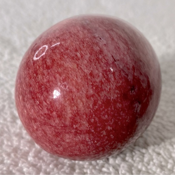 Vintage Polished Red Stone Egg - Picture 5 of 10